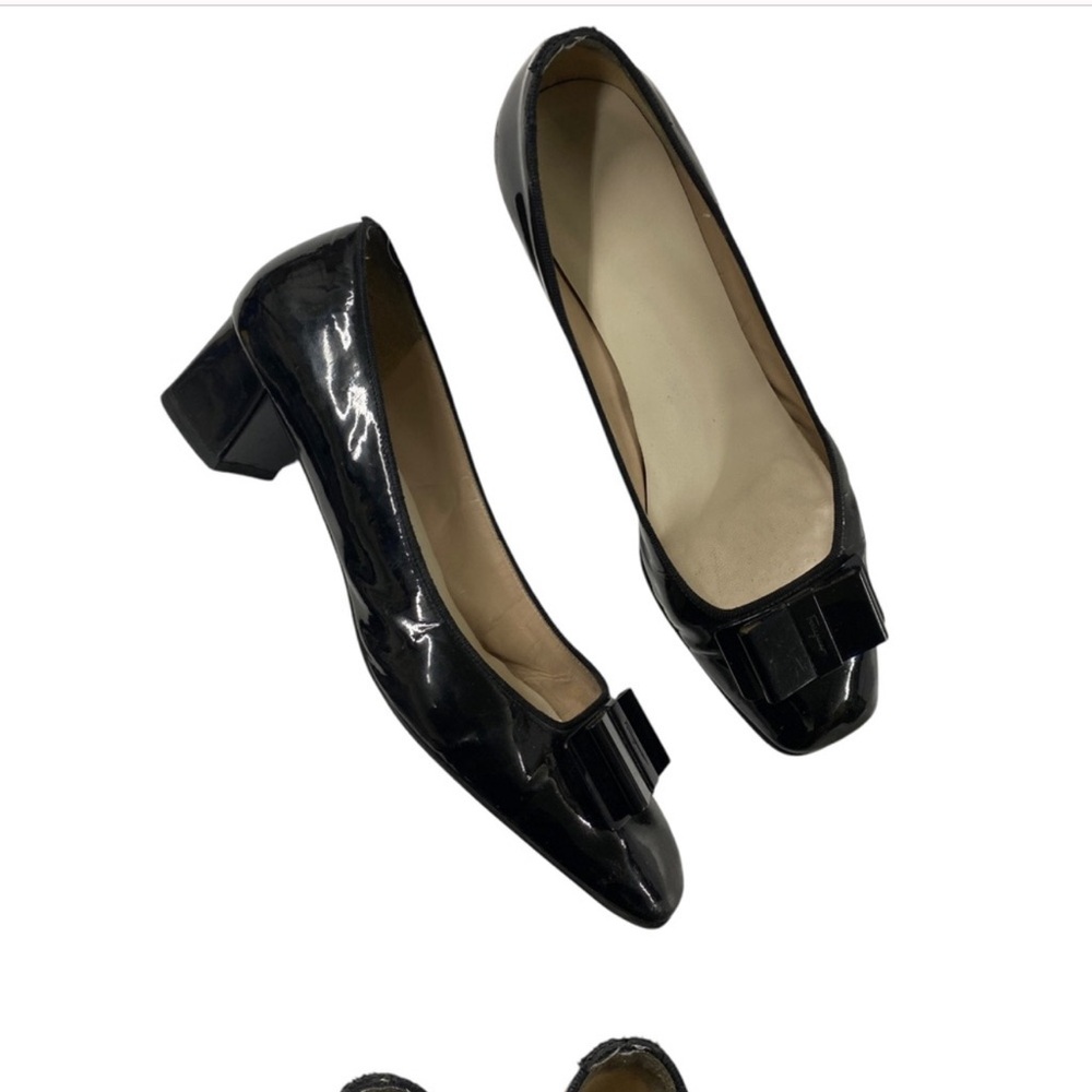 Salvatore Ferragamo bow tie  patton leather black heeled shoe size 11